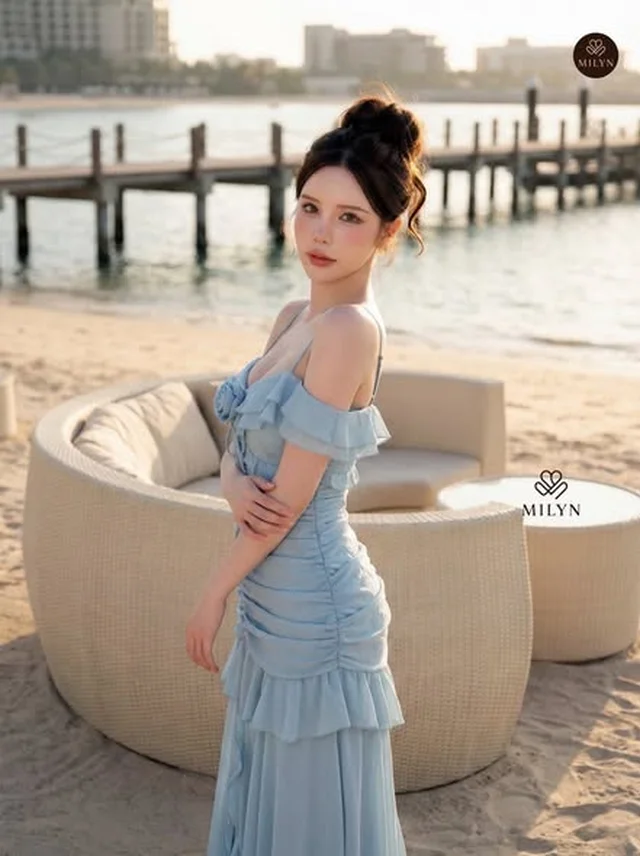 MILYNN เดรสยาวสีฟ้าอ่อนมีระบาย Size S M L XL thumbnail 3