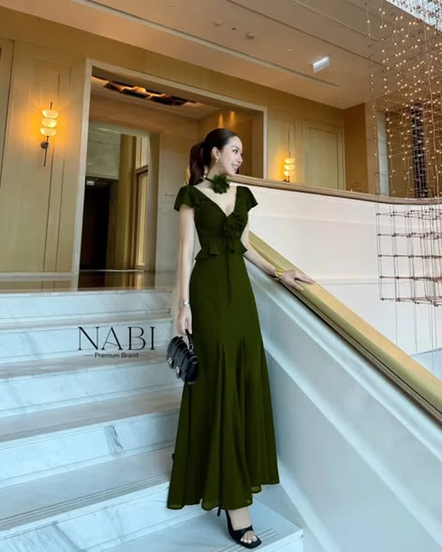 NABI เดรสยาวสีเขียวมะกอก Size S M L XL ชุดเวียดนาม thumbnail 5