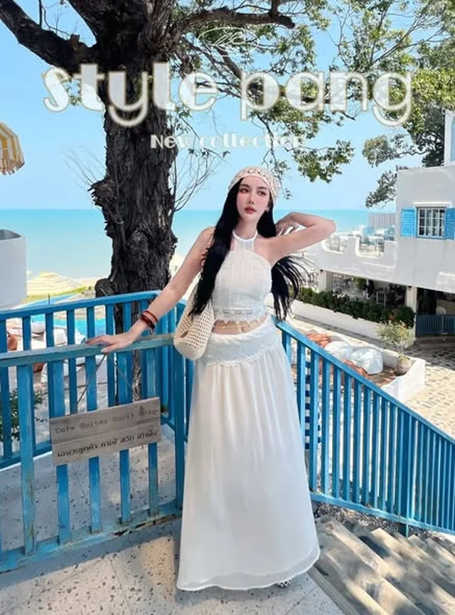 ชุดเซ็ตเสื้อครอปผูกคอและกระโปรงยาว Size L thumbnail 2