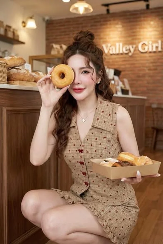 ชุดเซ็ตเสื้อกั๊กและกระโปรงสั้นลายจุด A PERFECT Size XL thumbnail 3