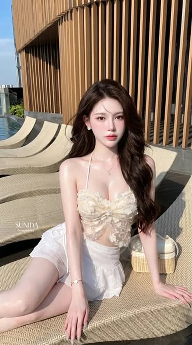 ชุดเซ็ต SUNIDA BRAND เสื้อผูกคอระบายลูกไม้คู่กระโปรงสั้น thumbnail 3