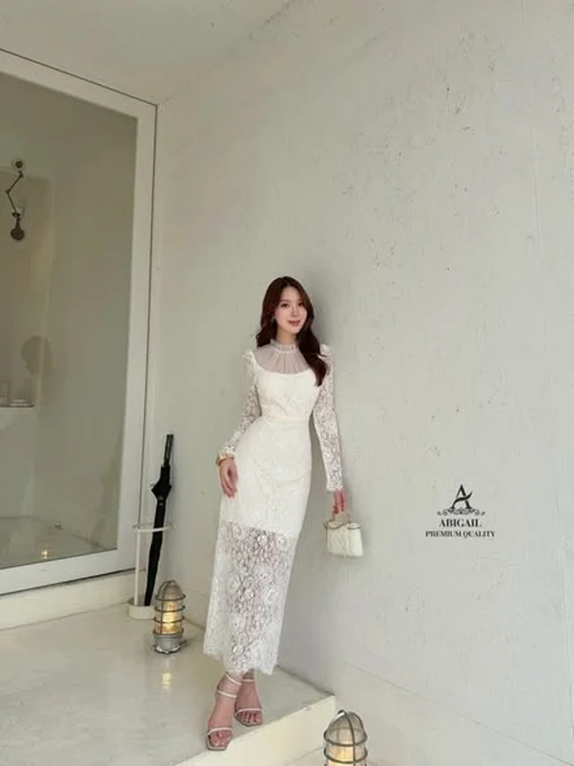 ABIGAIL ชุดเดรสลูกไม้สีขาวแขนยาว Size S M thumbnail 3