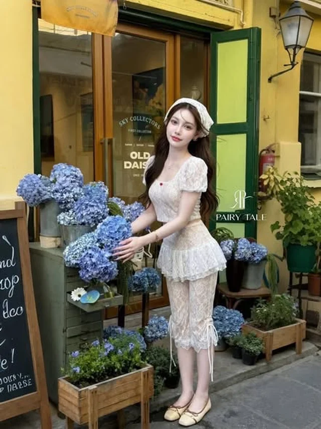 ชุดเซ็ตลูกไม้ฟีลคุณหนู Size L (alternate)