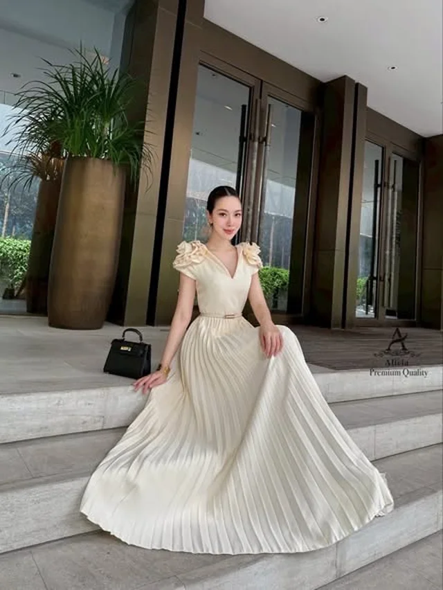 เดรสยาว Alicia พลีทลูกคุณหนู Size XL XXL (alternate)