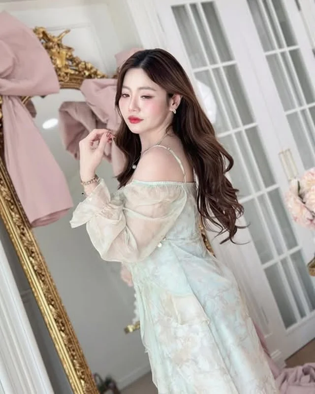 เดรสยาวลายดอกไม้สีฟ้าเขียวเปิดไหล่ 3XL thumbnail 3