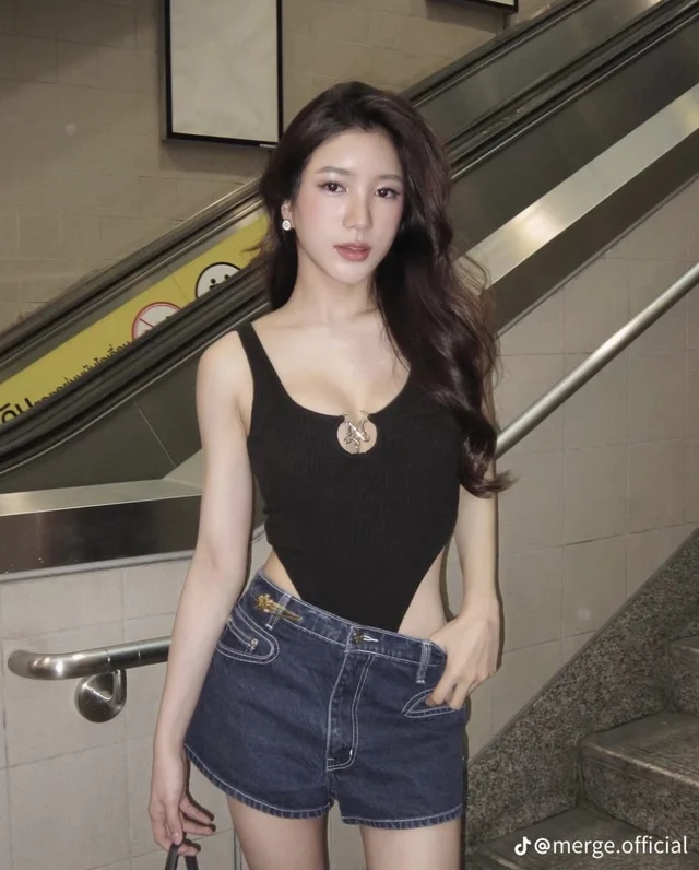sheglammrent Brand Merge (alternate)