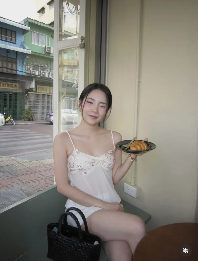 sheglamm.rent Brand Serlyn.bkk thumbnail 3