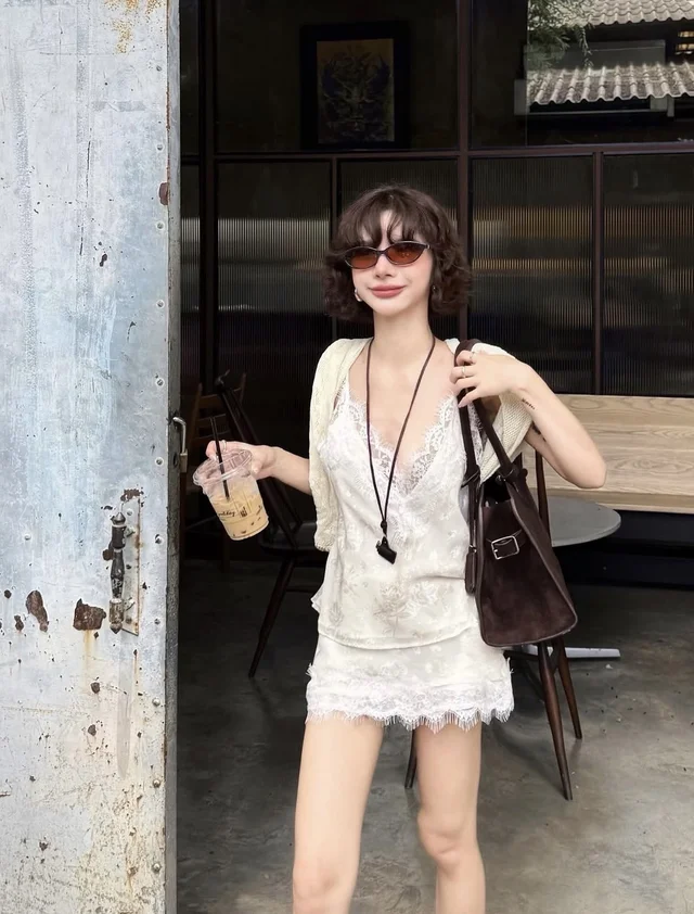 sheglamm.rent Brand Chuwithchuu (alternate)