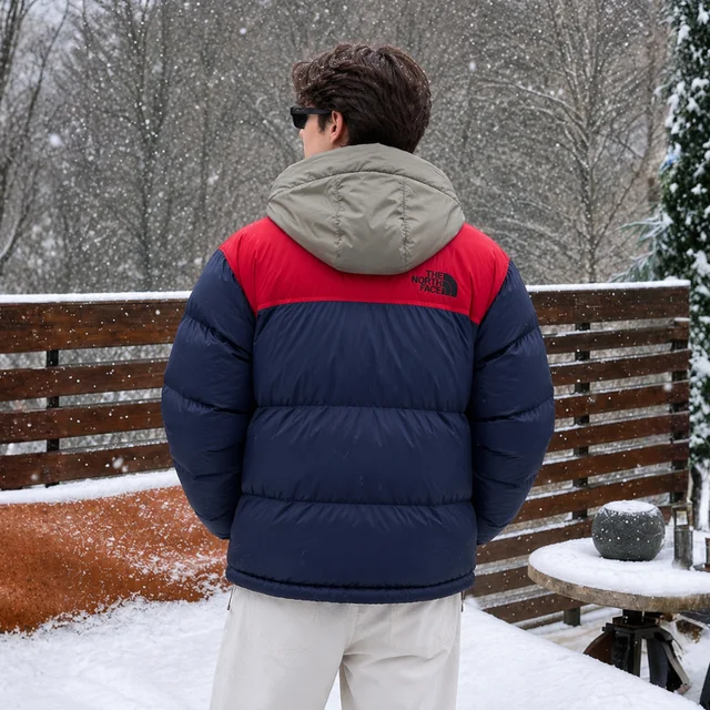 THE NORTH FACE thumbnail 2