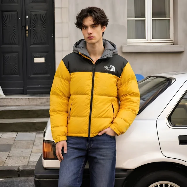 THE NORTH FACE thumbnail 3