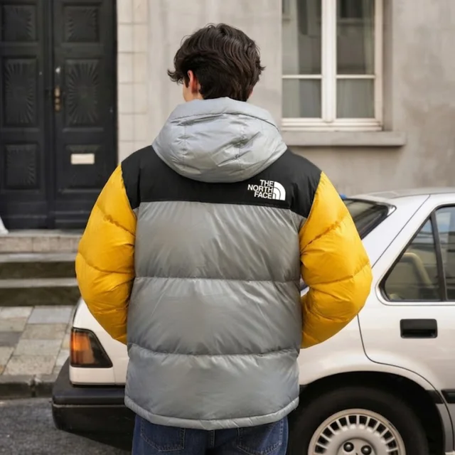 THE NORTH FACE thumbnail 4