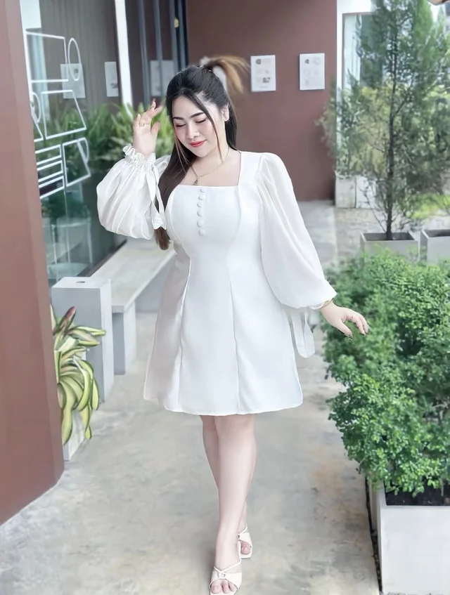 เดรสสั้นสีขาวผูกแขน ไซส์1 1