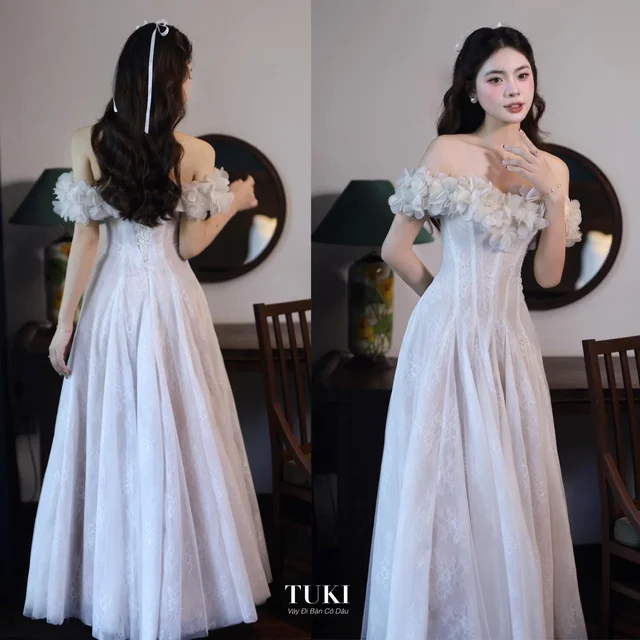 Tukibridal ปาดไหล่ดอกไม้ thumbnail 1