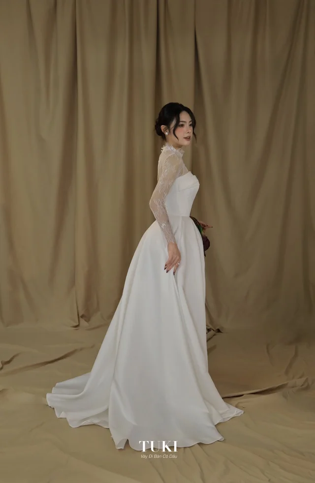 Tukibridal เสื้อลูกไม้ thumbnail 4