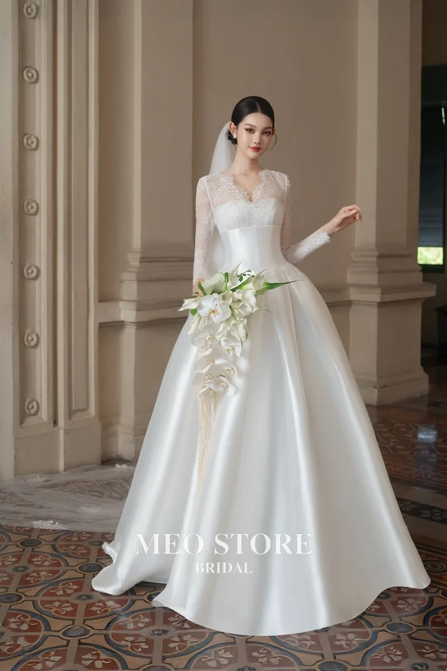 Meo store เดรสอลังการลูกไม้ท่อนบน 1