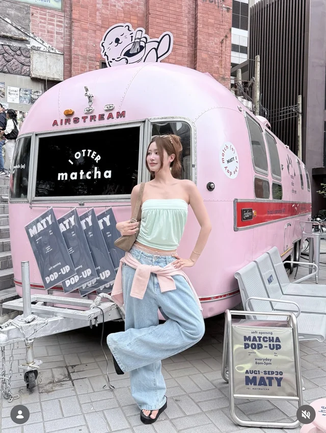 Brand Bemychic thumbnail 2