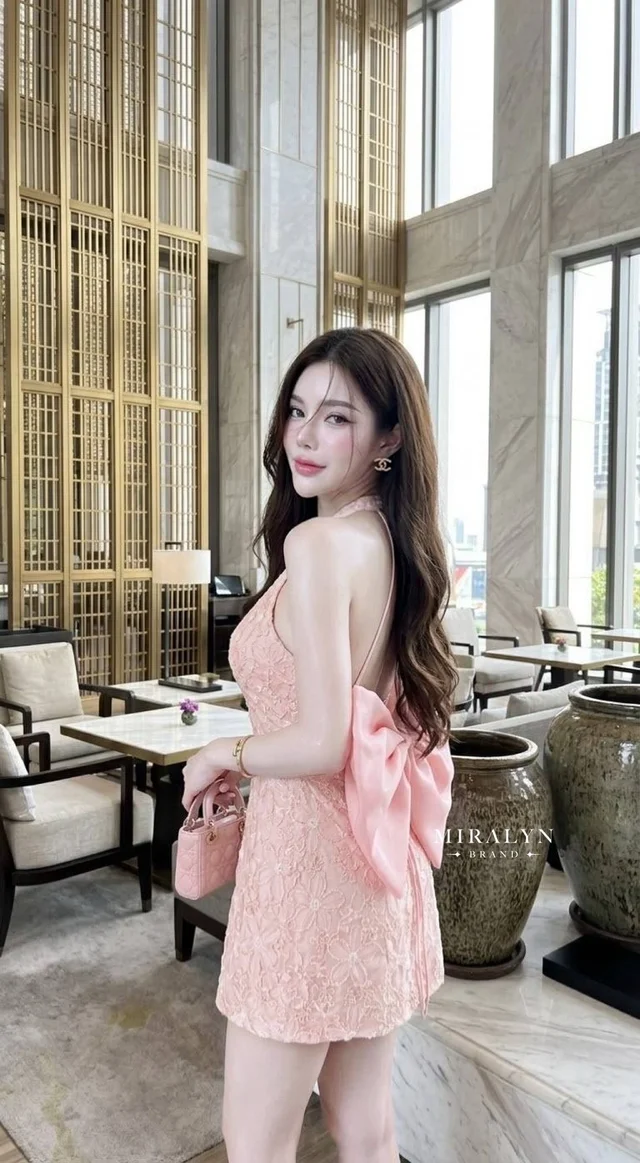 เดรสสั้นโบว์หลังสีชมพู thumbnail 3