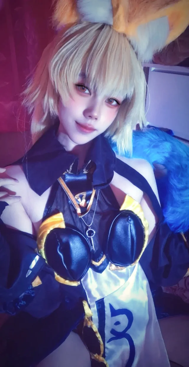 ชุดคอสเพลย์ liliana (alternate)