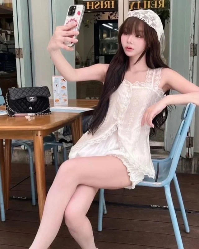 White Lace Camisole Shorts Set LEVENNBKK Size SM thumbnail 4