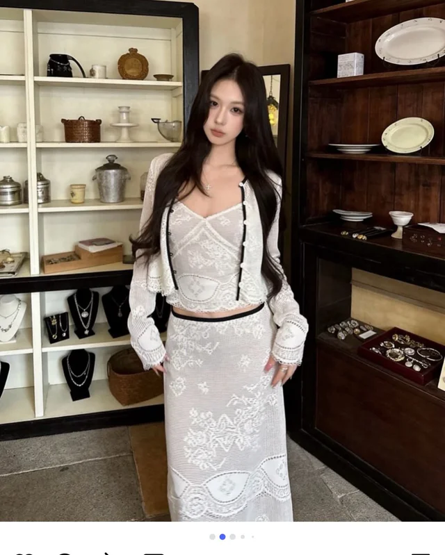 White Lace Top Skirt Set YJIA Size SM thumbnail 3