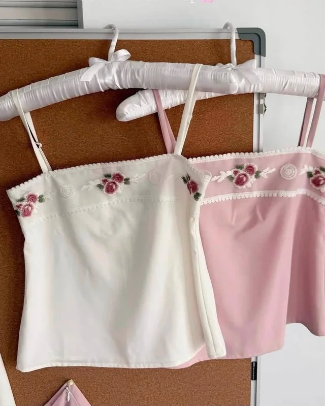 SISTERSFABRIC Pink Floral Embroidered Camisole Size S thumbnail 4