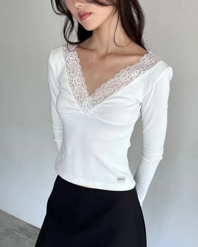 White Lace Trim Long Sleeve Top BEMYCHIC Size M thumbnail 4