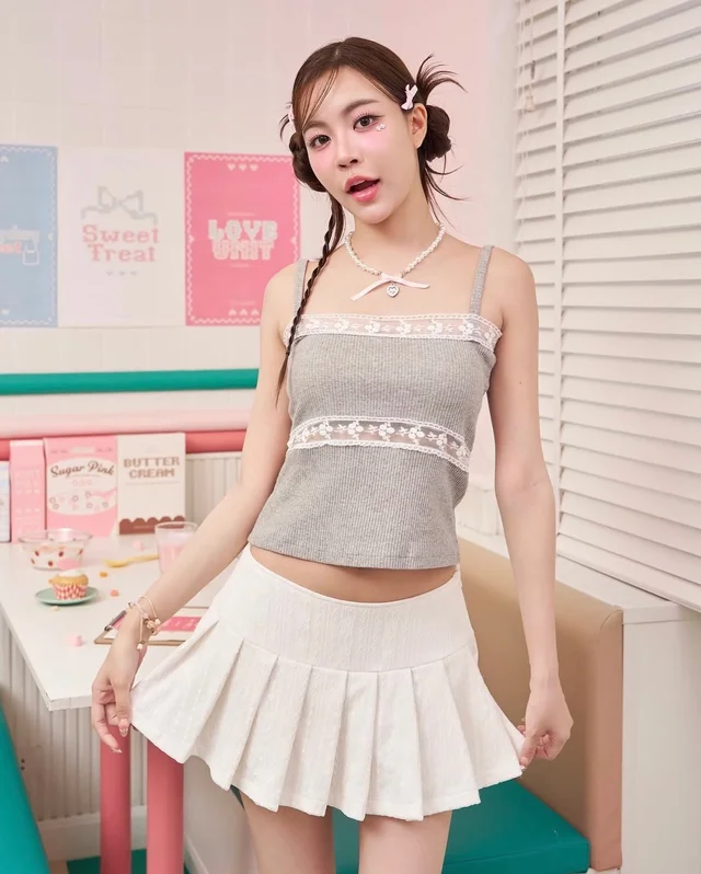 Sistersfabric Grey Lace Camisole เสื้อสายเดี่ยวสีเทา thumbnail 3