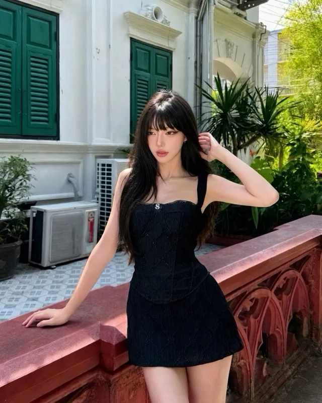 Sirinnn Elegant Black Short Dress Size S thumbnail 4