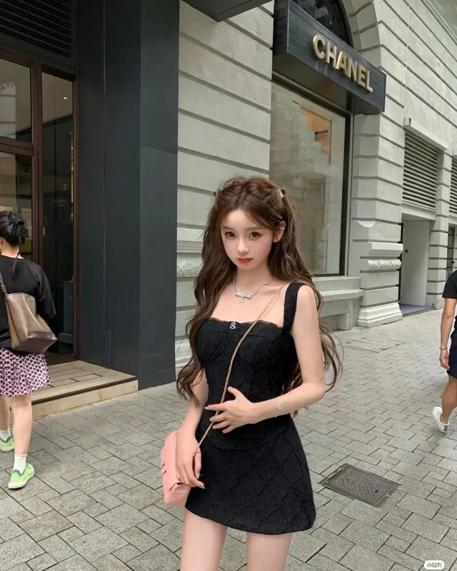 Sirinnn Elegant Black Short Dress Size S thumbnail 5