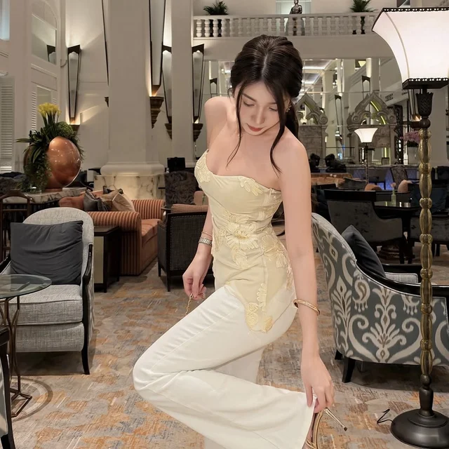Feelfree - Rosaline Top cream  thumbnail 2